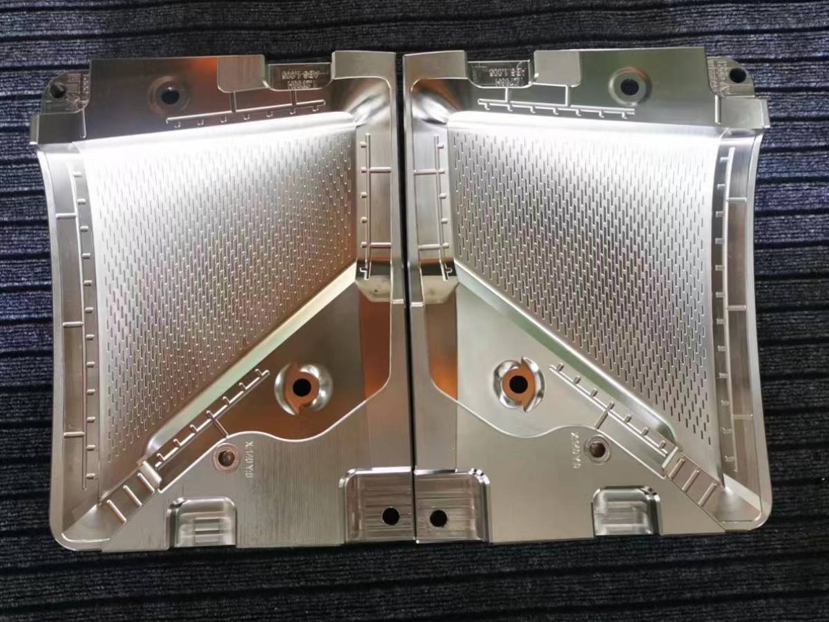 Mold Cores & Cavities